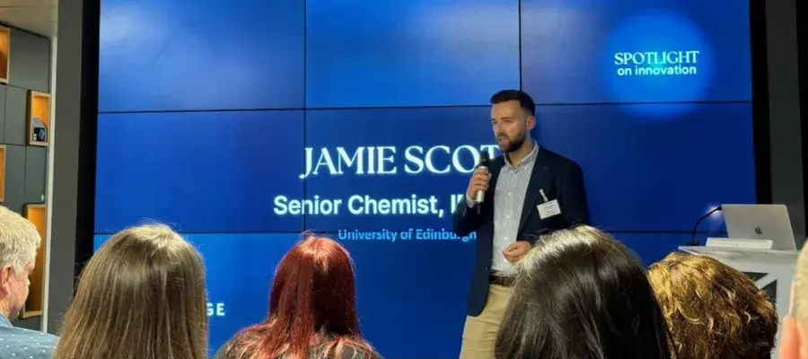 Jamie Scott presenting at seminar