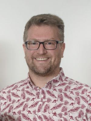 Chris Lucas' headshot 